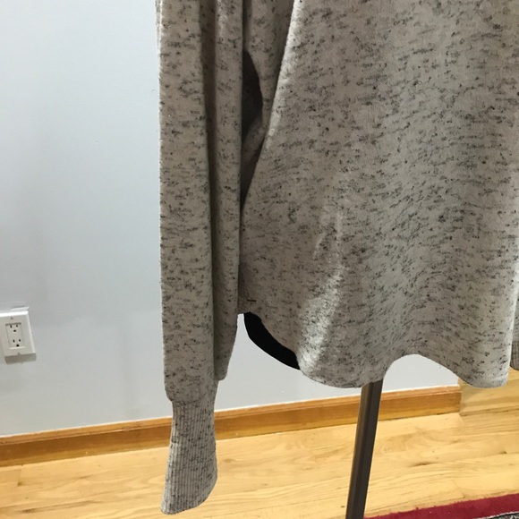 Brand new Anthropologie sweater - Picture 4 of 7